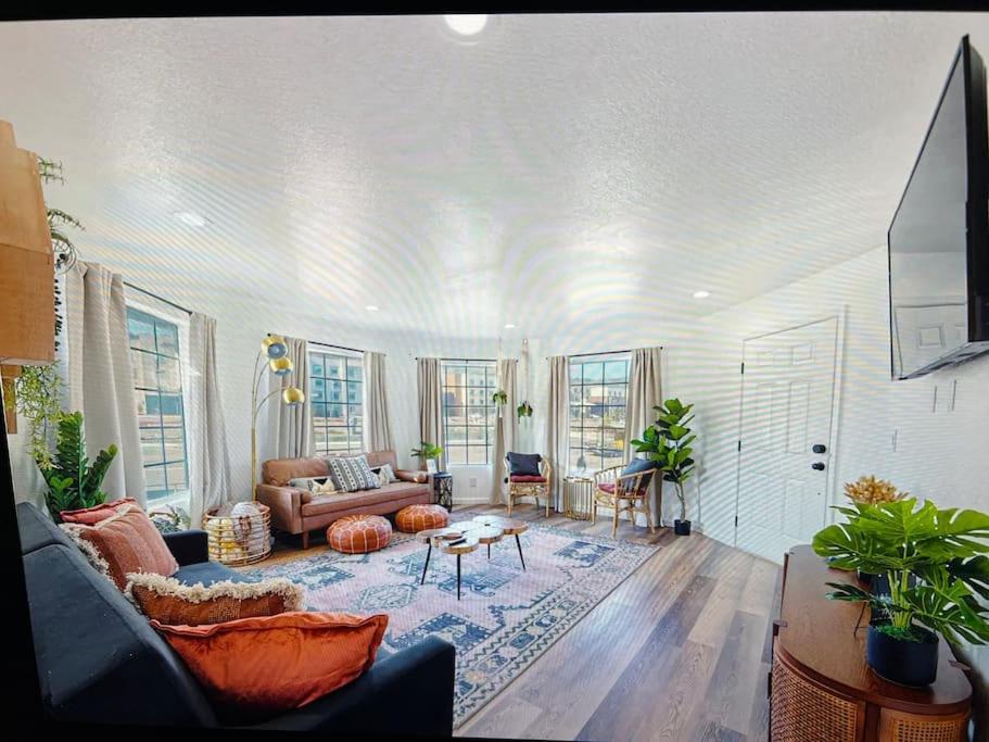 New Modern Boho Apt- Close To Yosemite Oakhurst Extérieur photo