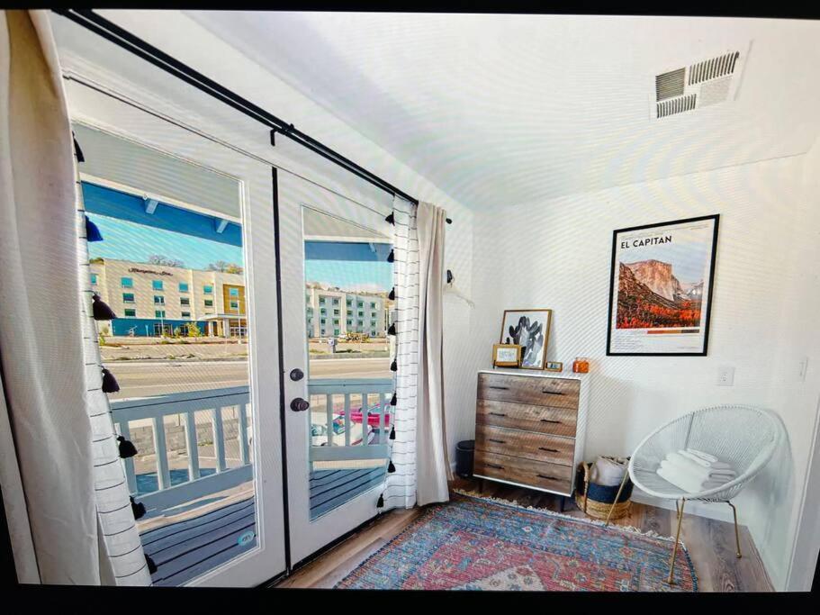 New Modern Boho Apt- Close To Yosemite Oakhurst Extérieur photo